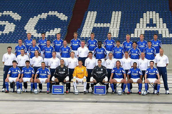 schalke.mannschaft.jpg